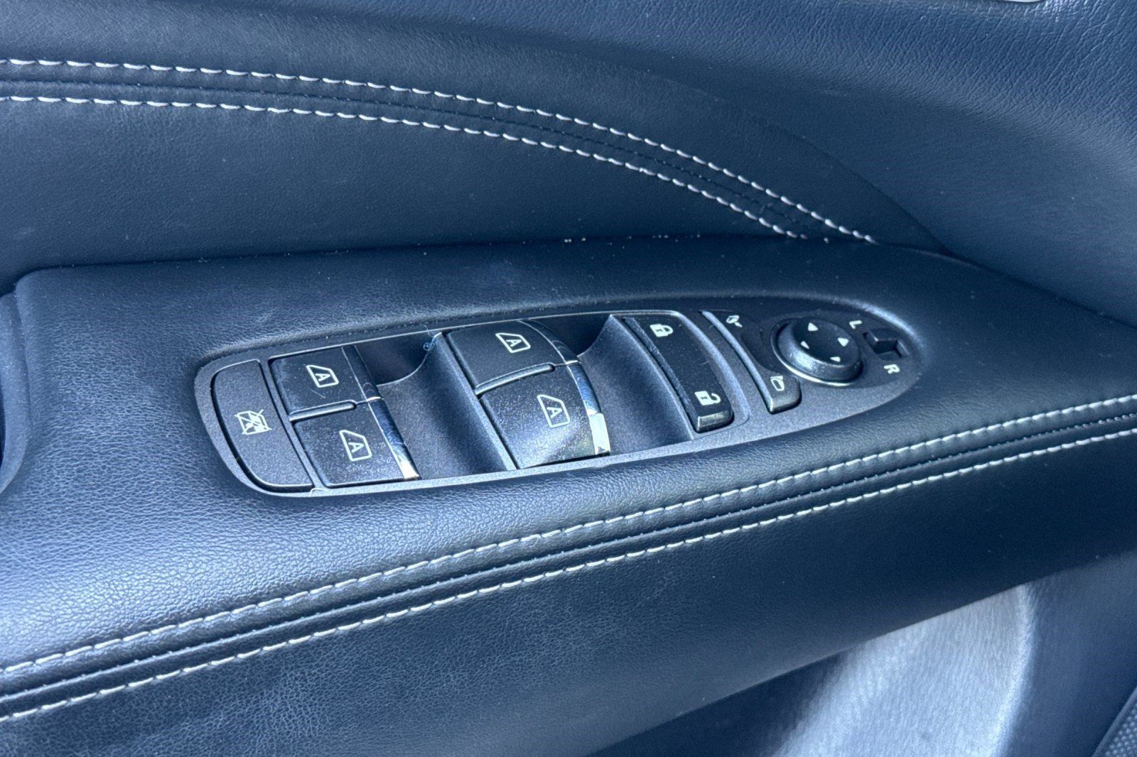 Used 2016 INFINITI QX60 FWD w/ Premium Plus Package image 14