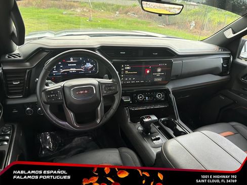 Used 2024 GMC Sierra 1500 AT4 w/ Technology Package AWD/4WD image 31