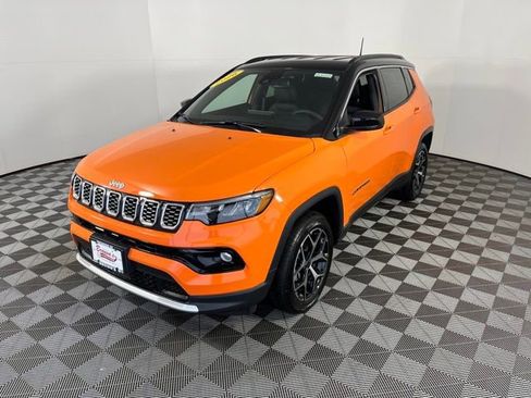 Used 2026 Jeep Compass Limited image 3