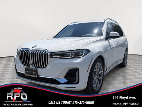 Used 2021 BMW X7 xDrive40i w/ Premium Package AWD/4WD image 1