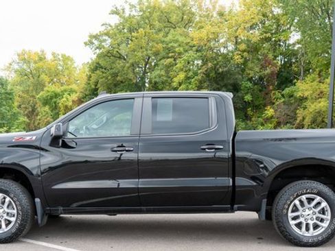 Used 2023 Chevrolet Silverado 1500 RST image 9