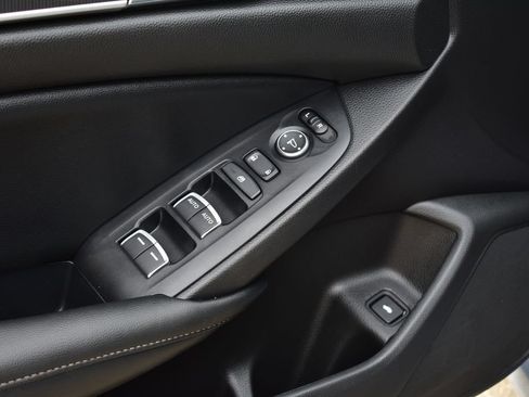 Used 2022 Honda Accord Sport image 15