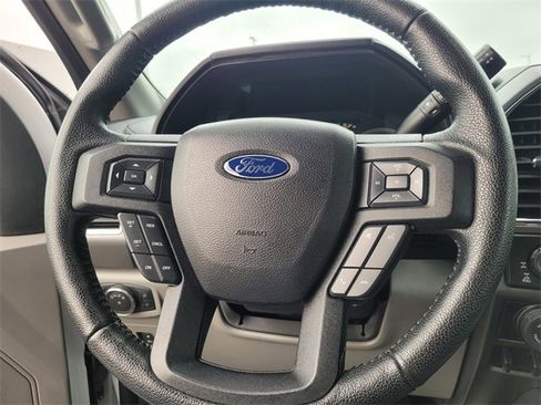 Used 2016 Ford F150 XLT w/ Equipment Group 302A Luxury image 14