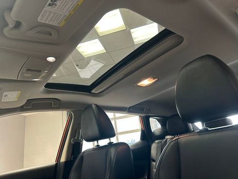 Used 2021 Nissan Rogue Sport SL w/ Premium Package image 21