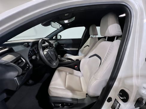 Used 2021 Lexus UX 250h w/ Accessory Package (Z1) AWD/4WD image 9