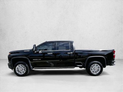 Used 2023 Chevrolet Silverado 2500 High Country w/ Z71 Off-Road Package AWD/4WD image 6