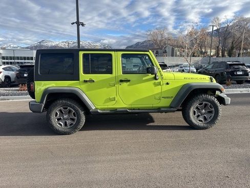Used 2016 Jeep Wrangler Unlimited Rubicon w/ Connectivity Group image 2