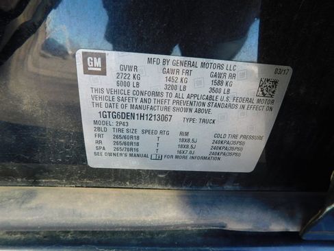 Used 2017 GMC Canyon SLT image 8