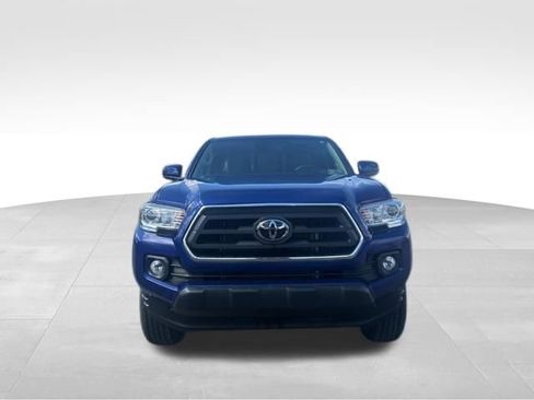 Used 2022 Toyota Tacoma SR image 2