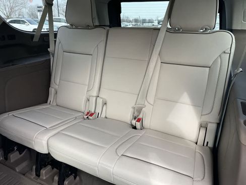 Used 2021 GMC Yukon XL Denali w/ Denali Ultimate Package image 19