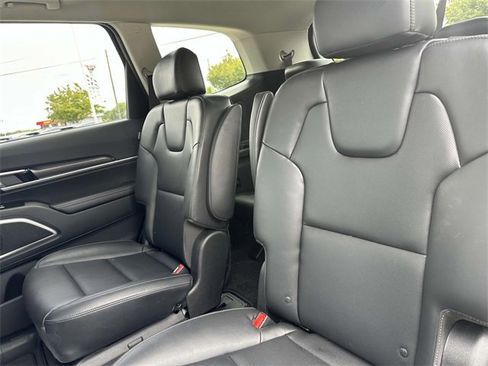 Certified 2025 Kia Telluride S image 25
