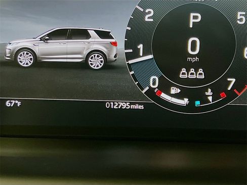 Used 2024 Land Rover Discovery Sport S image 13