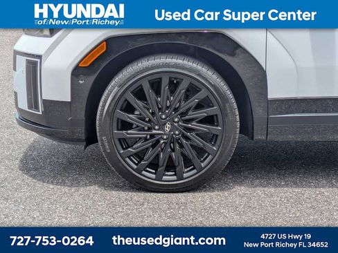 Used 2025 Hyundai Santa Fe Calligraphy AWD/4WD image 10