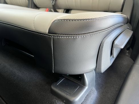 Used 2026 Ford Escape Platinum w/ Premium Technology Package image 18