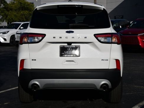 Used 2022 Ford Escape SE w/ Cold Weather Package image 6