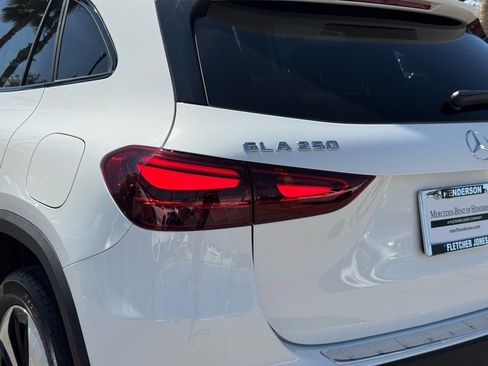 New 2026 Mercedes-Benz GLA 250 4MATIC image 18