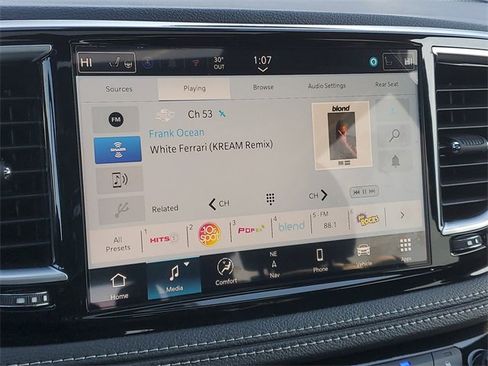 New 2026 Chrysler Pacifica Limited w/ Uconnect Theater Family Group image 56