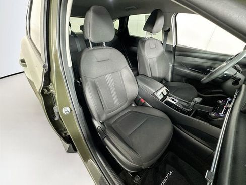 Used 2025 Hyundai Tucson SEL AWD/4WD image 27
