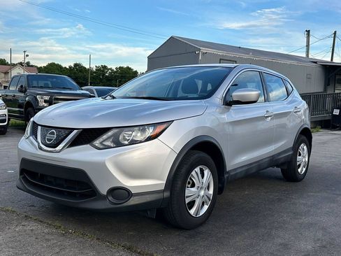 Used 2018 Nissan Rogue Sport S FWD image 6