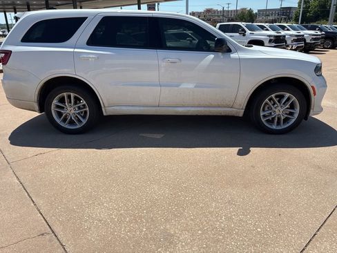 Used 2025 Dodge Durango GT AWD/4WD image 4