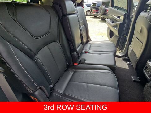 Used 2023 INFINITI QX60 Luxe w/ Cargo Package AWD/4WD image 11
