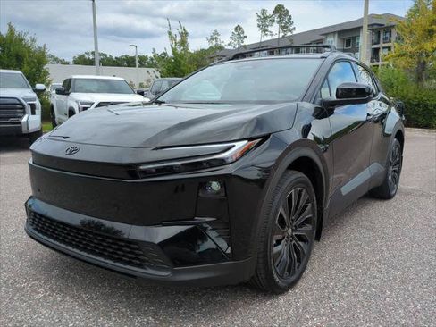 Certified 2026 Toyota C-HR AWD/4WD image 2