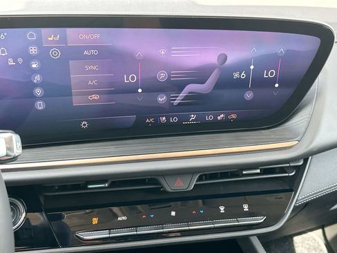 New 2025 Buick Envision Avenir image 19