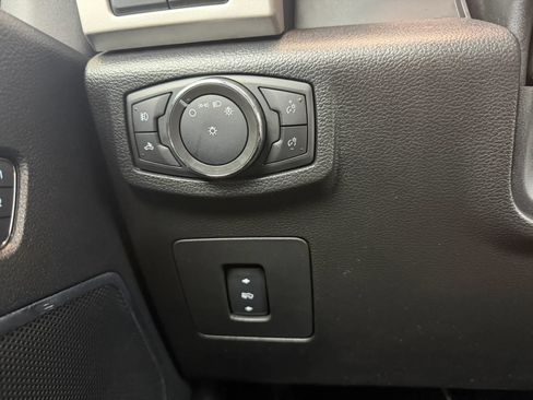 Used 2017 Ford F150 Lariat AWD/4WD image 26