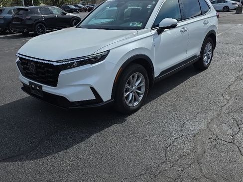 Used 2023 Honda CR-V EX-L image 3