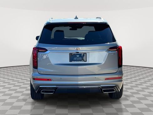 Certified 2025 Cadillac XT6 Luxury image 9