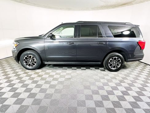 Used 2024 Ford Expedition Max XLT image 6