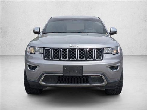 Used 2017 Jeep Grand Cherokee Limited image 2