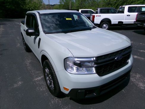Used 2024 Ford Maverick XLT w/ Equipment Group 300A Standard AWD/4WD image 2