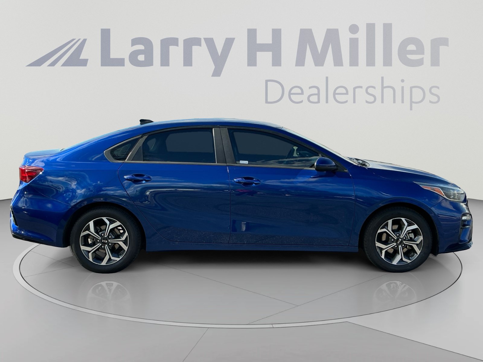 Used 2019 Kia Forte LXS FWD image 6