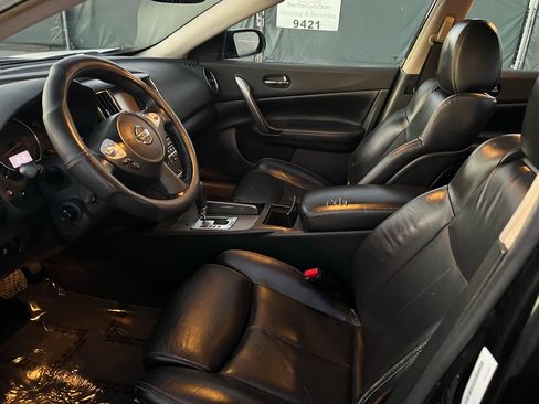 Used 2014 Nissan Maxima 3.5 SV w/ Sport Package image 9