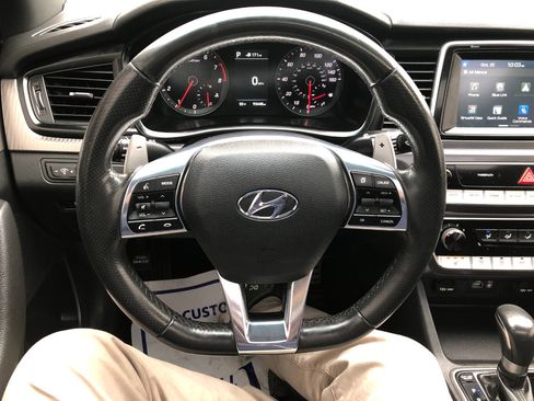 Used 2018 Hyundai Sonata Sport image 13