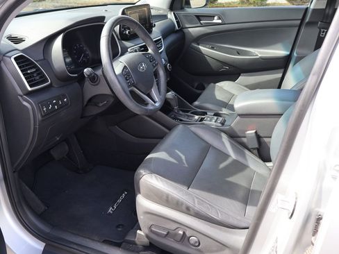 Used 2019 Hyundai Tucson Ultimate w/ Cargo Package image 4