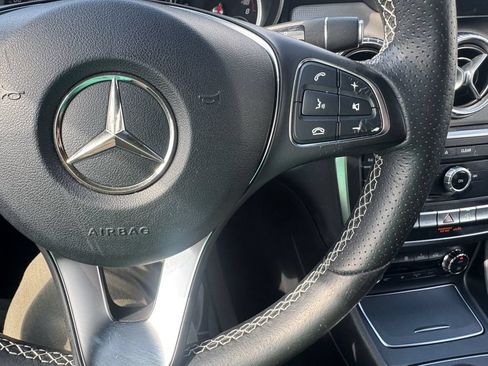 Used 2018 Mercedes-Benz CLA 250 image 23