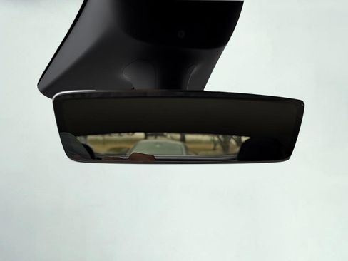 Used 2022 Tesla Model Y Performance image 44