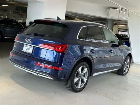 Certified 2025 Audi Q5 2.0T Premium Plus image 4