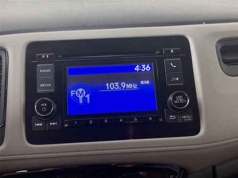 Used 2021 Honda HR-V LX image 19