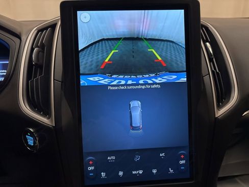 Used 2023 Ford Edge ST-Line image 19