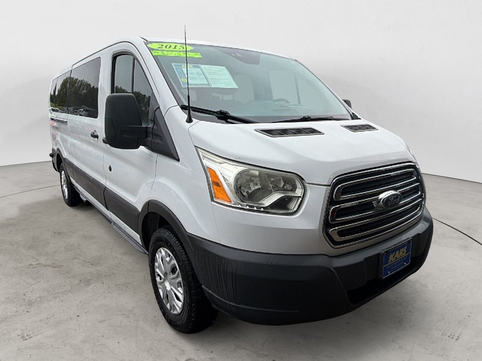 Used 2015 Ford Transit 350 XLT RWD image 7