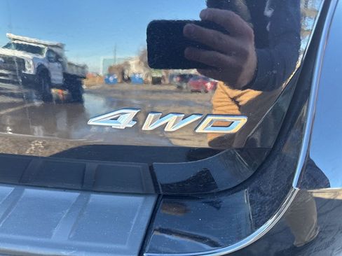 Certified 2022 Ford Explorer XLT w/ Equipment Group 202A image 54