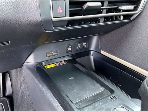 Used 2025 Toyota Camry LE FWD image 17