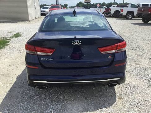 Used 2019 Kia Optima S FWD image 4