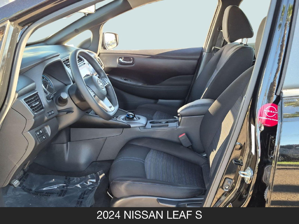 Used 2024 Nissan Leaf S FWD image 14