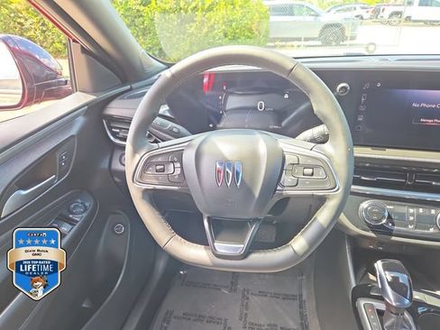 Certified 2024 Buick Envista Sport Touring w/ Convenience I Package FWD image 15
