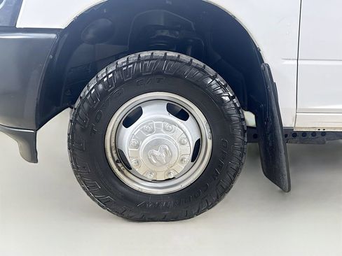 Used 2020 RAM 3500 Tradesman w/ Max Tow Package image 26