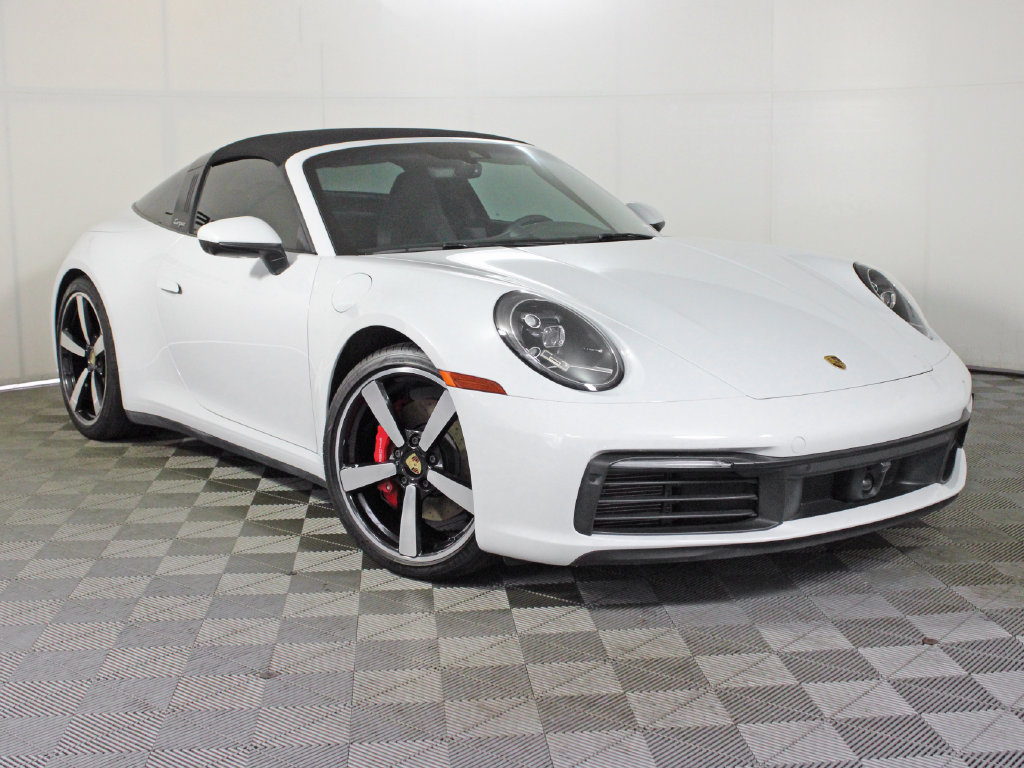 Certified 2021 Porsche 911 Targa 4S w/ Premium Package AWD/4WD image 12